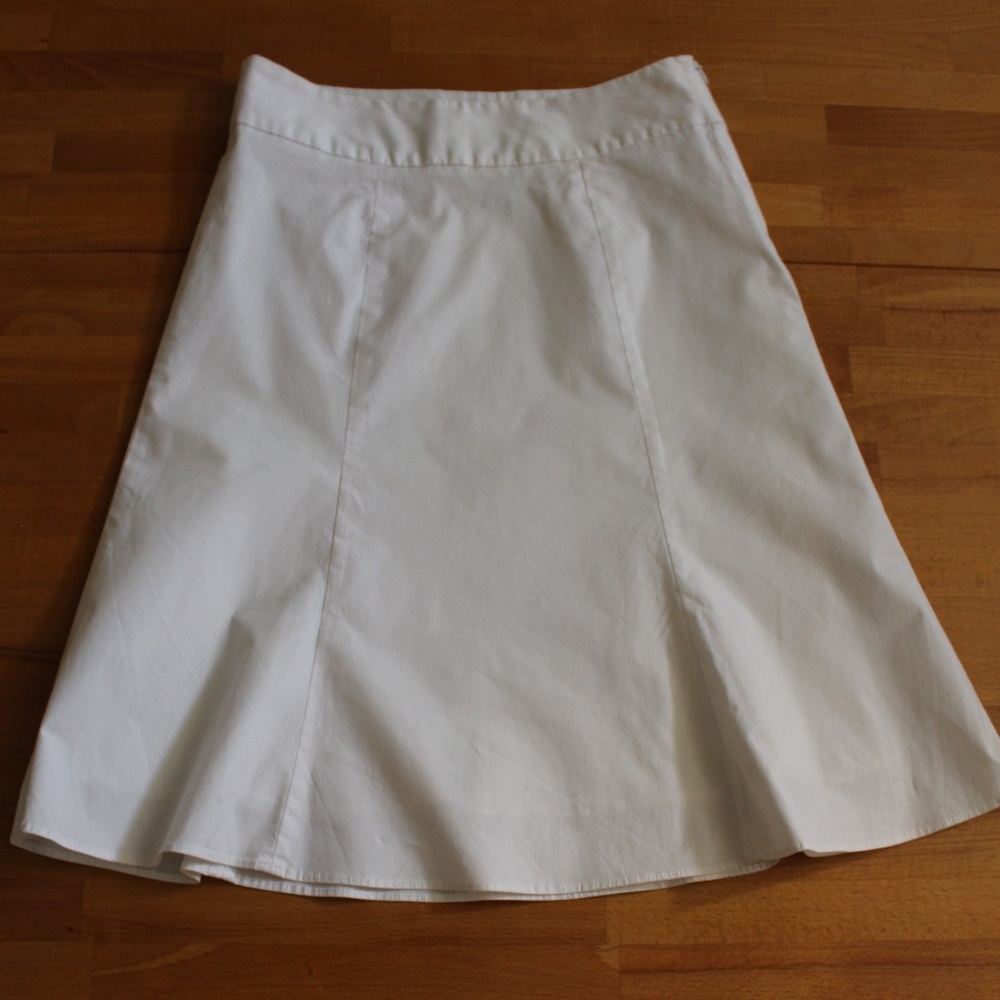 Gap White Skirt Size 4